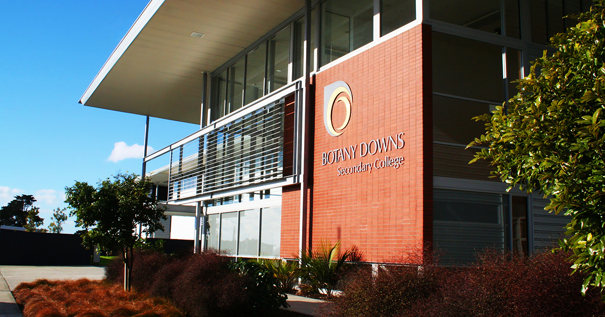 Du học cấp 3 tại New Zealand trường Botany Downs Secondary College