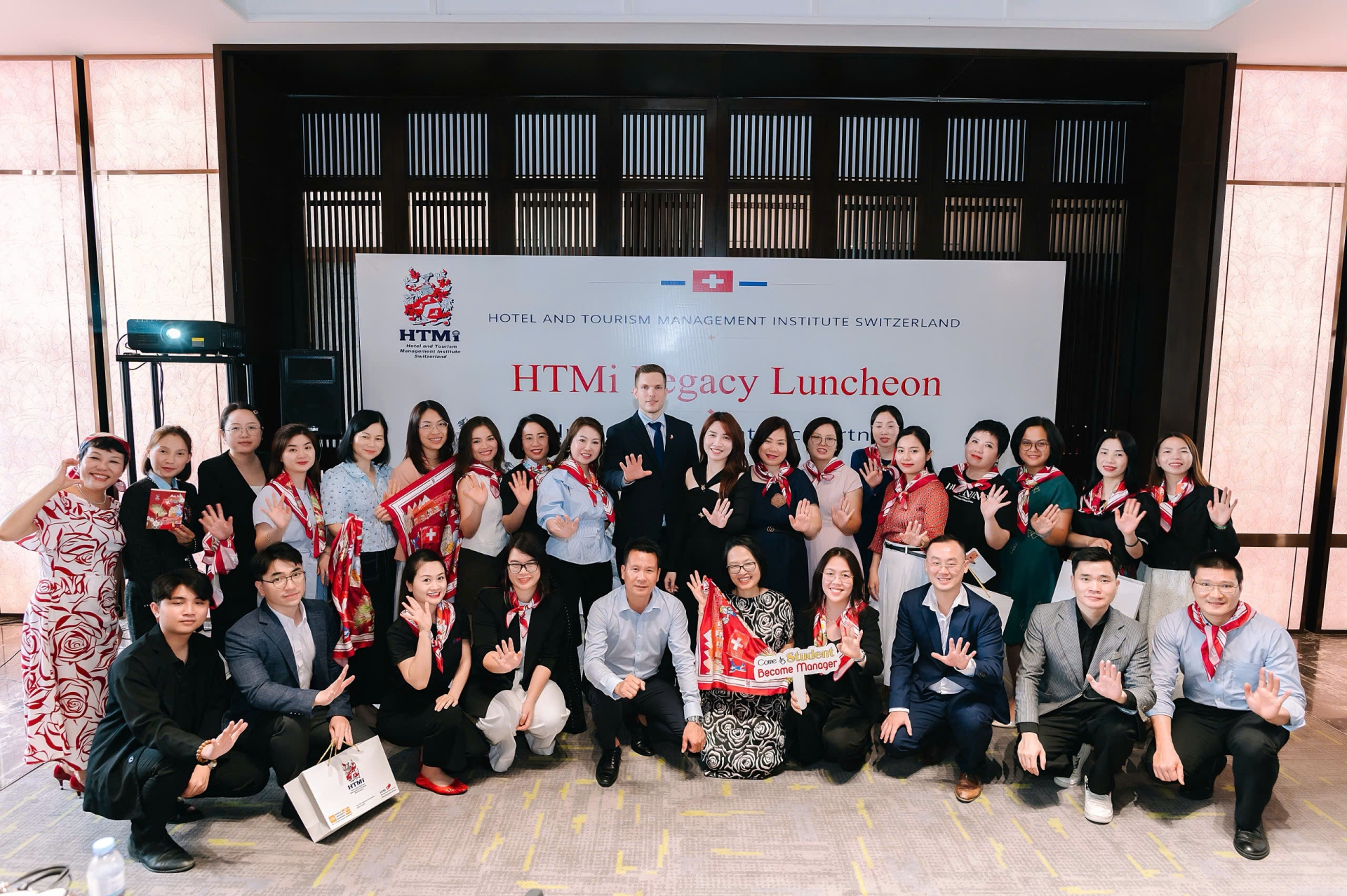 CẬP NHẬT MỚI VỀ CƠ HỘI DU HỌC NGÀNH HOSPITALITY TỪ TRƯỜNG HTMi THUỴ SĨ 2026
