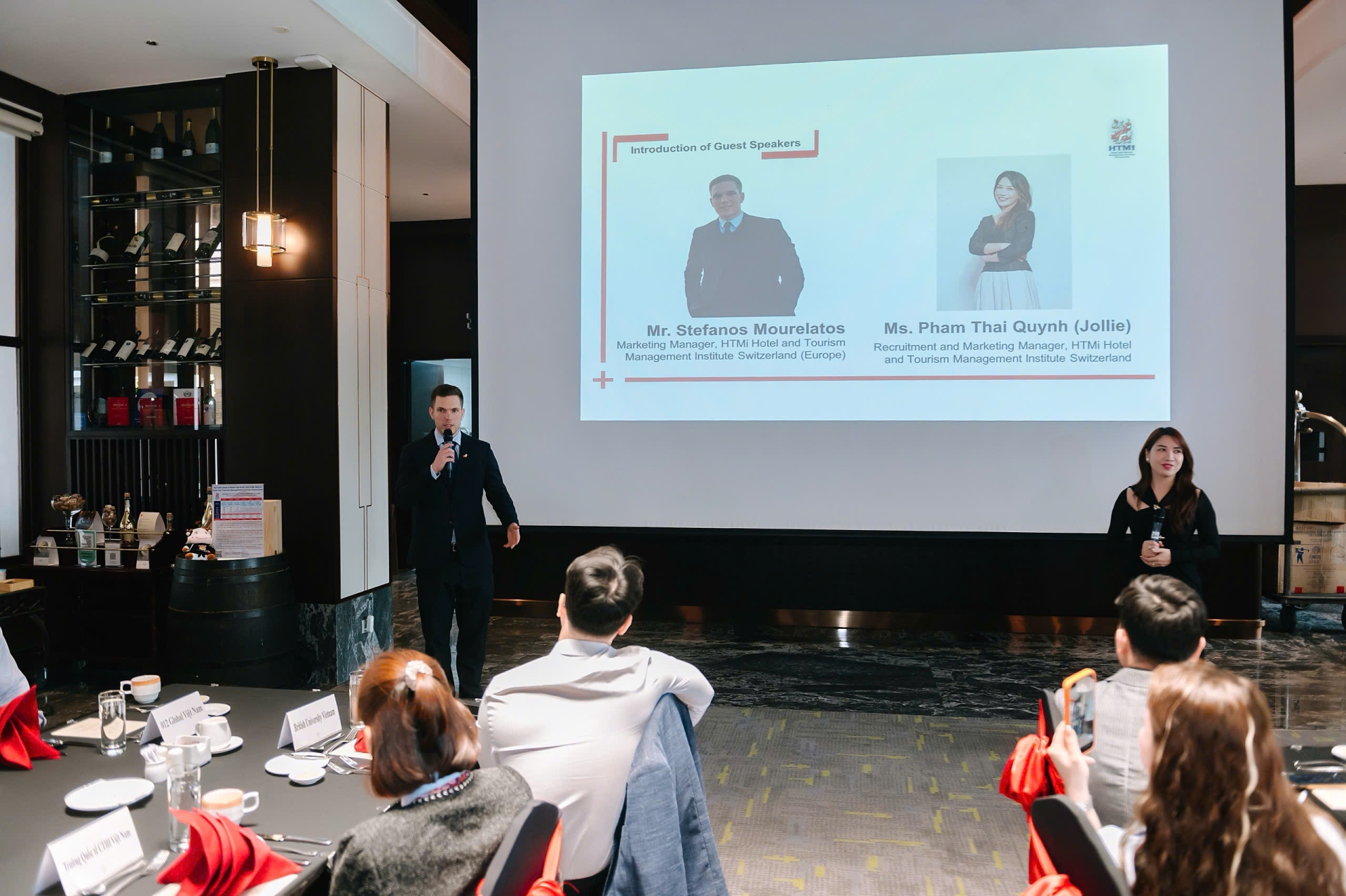 CẬP NHẬT MỚI VỀ CƠ HỘI DU HỌC NGÀNH HOSPITALITY TỪ TRƯỜNG HTMi THUỴ SĨ 2026