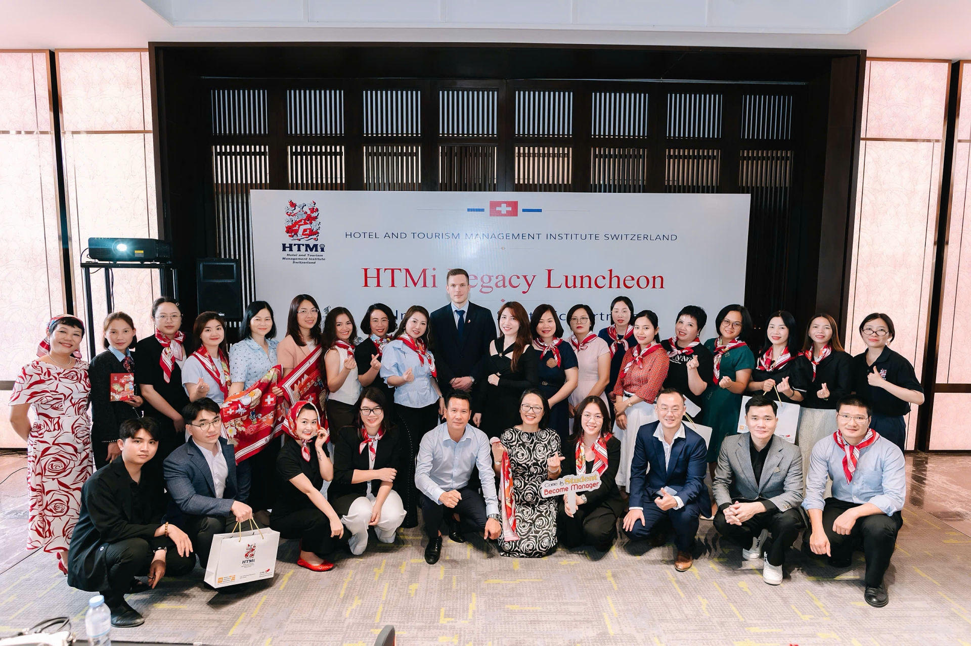 CẬP NHẬT MỚI VỀ CƠ HỘI DU HỌC NGÀNH HOSPITALITY TỪ TRƯỜNG HTMi THUỴ SĨ 2026