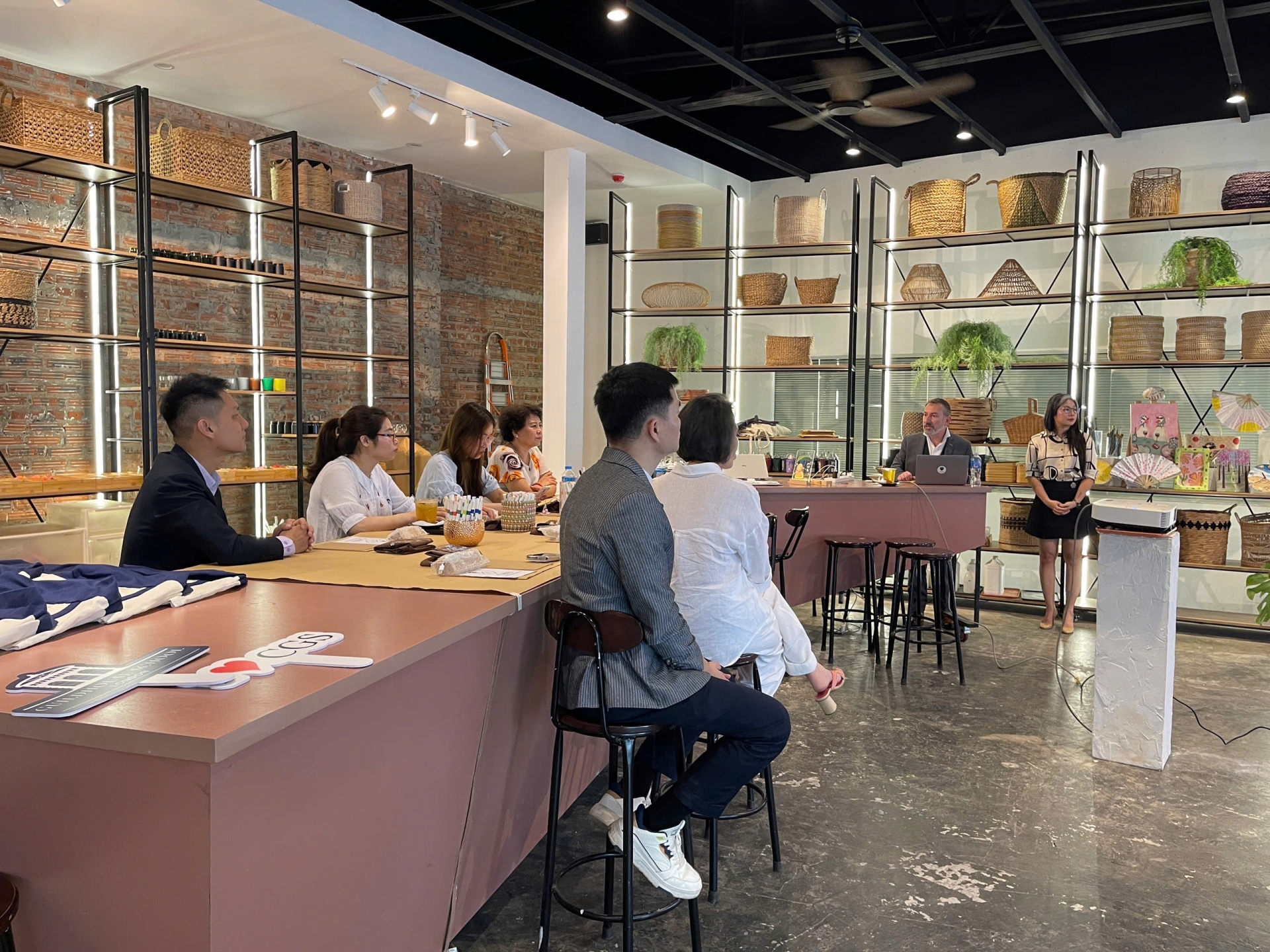 WORKSHOP THE WORTHGATE SCHOOL – KHÁM PHÁ XU HƯỚNG GIÁO DỤC HIỆN ĐẠI & CƠ HỘI HỌC BỔNG 100% TẠI ANH QUỐC