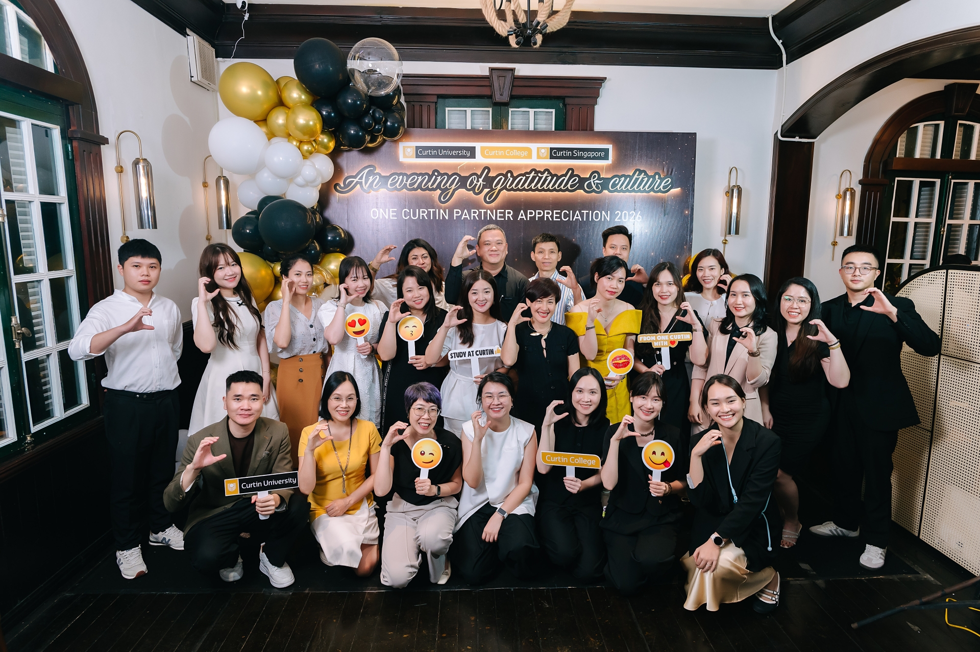 GRAND EDU NHẬN VINH DANH TẠI SỰ KIỆN PARTNER APPRECIATION 2026 TỪ ONE CURTIN