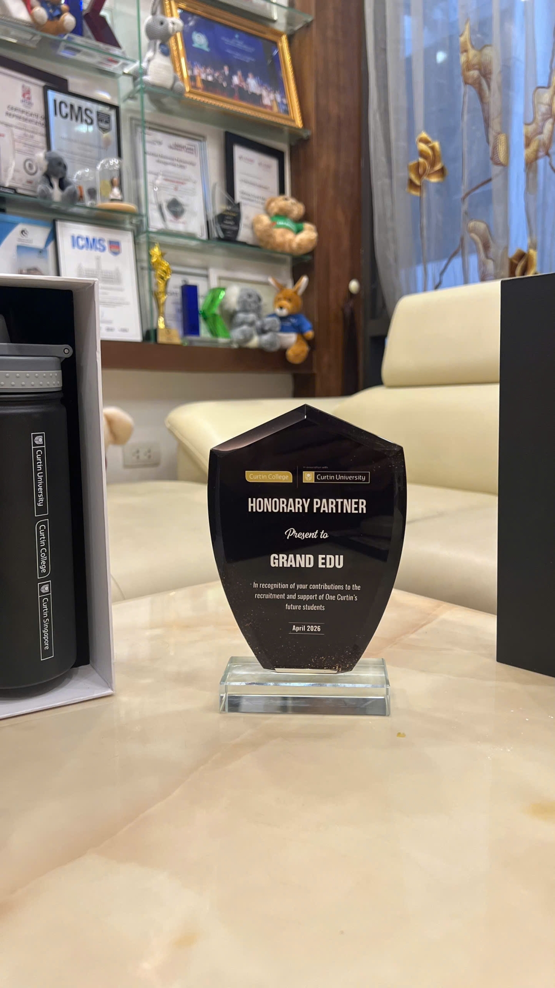 GRAND EDU NHẬN VINH DANH TẠI SỰ KIỆN PARTNER APPRECIATION 2026 TỪ ONE CURTIN