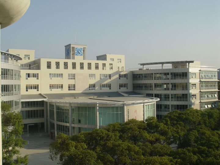 Đại học Bách Khoa Quế Lâm - Trung Quốc