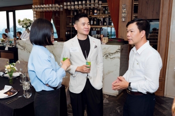 JAMES COOK UNIVERSITY BRISBANE KỶ NIỆM 20 NĂM HỢP TÁC GIÁO DỤC QUỐC TẾ GIỮA ÚC VÀ VIỆT NAM